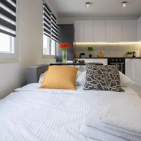 Apartment Matejki 17 Urban Properunit